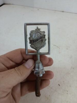 1980's OLDSMOBILE CUTLASS CIERA  HEADER HOOD ORNAMENT BADGE EMBLEM ORIGINAL OEM