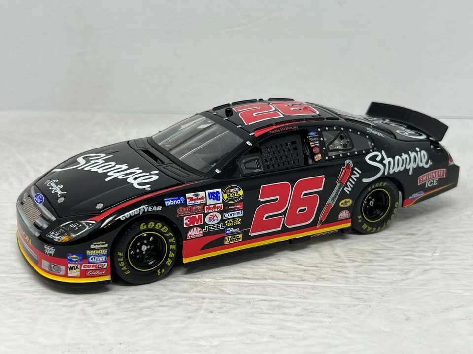 Equipo Calibre Nascar #26 Jamie McMurray Sharpie 2006 Ford Fusion 1:24 Diecast Foto 4 de 4