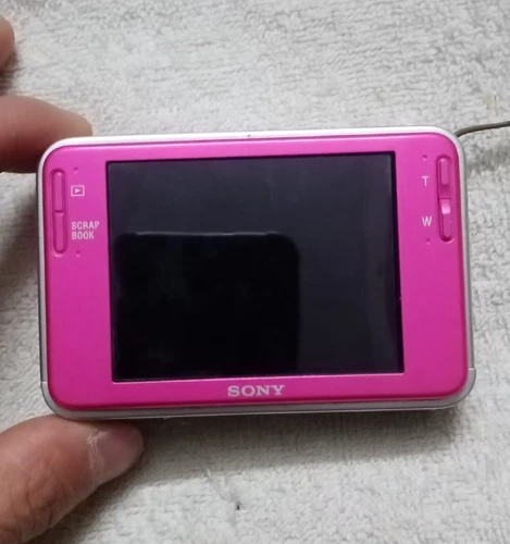 SONY Cyber-shot DSC-T2 8.1MP Vintage Digital Camera Pink 90% new - Picture 7 of 9