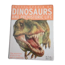 Encyclopedia Of Dinosaurs And Prehistoric Life - Paperback - Illustrated GOOD