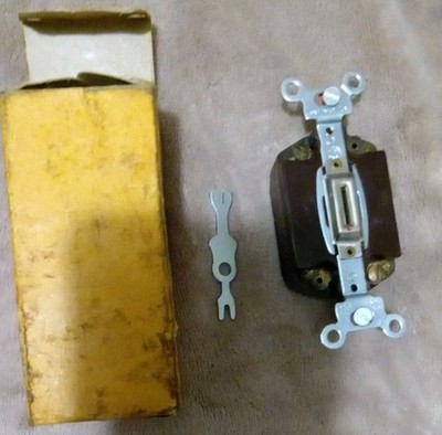 Vintage Hubbell Toggle Locking Flush Switch w/Key - S.P. Bakelite Model #9815-L