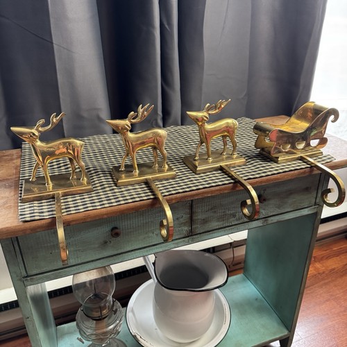 VINTAGE Brass Stocking Holder Set Reindeer Sleigh Deer Hanger Gold Tone Heavy - Picture 2 of 18