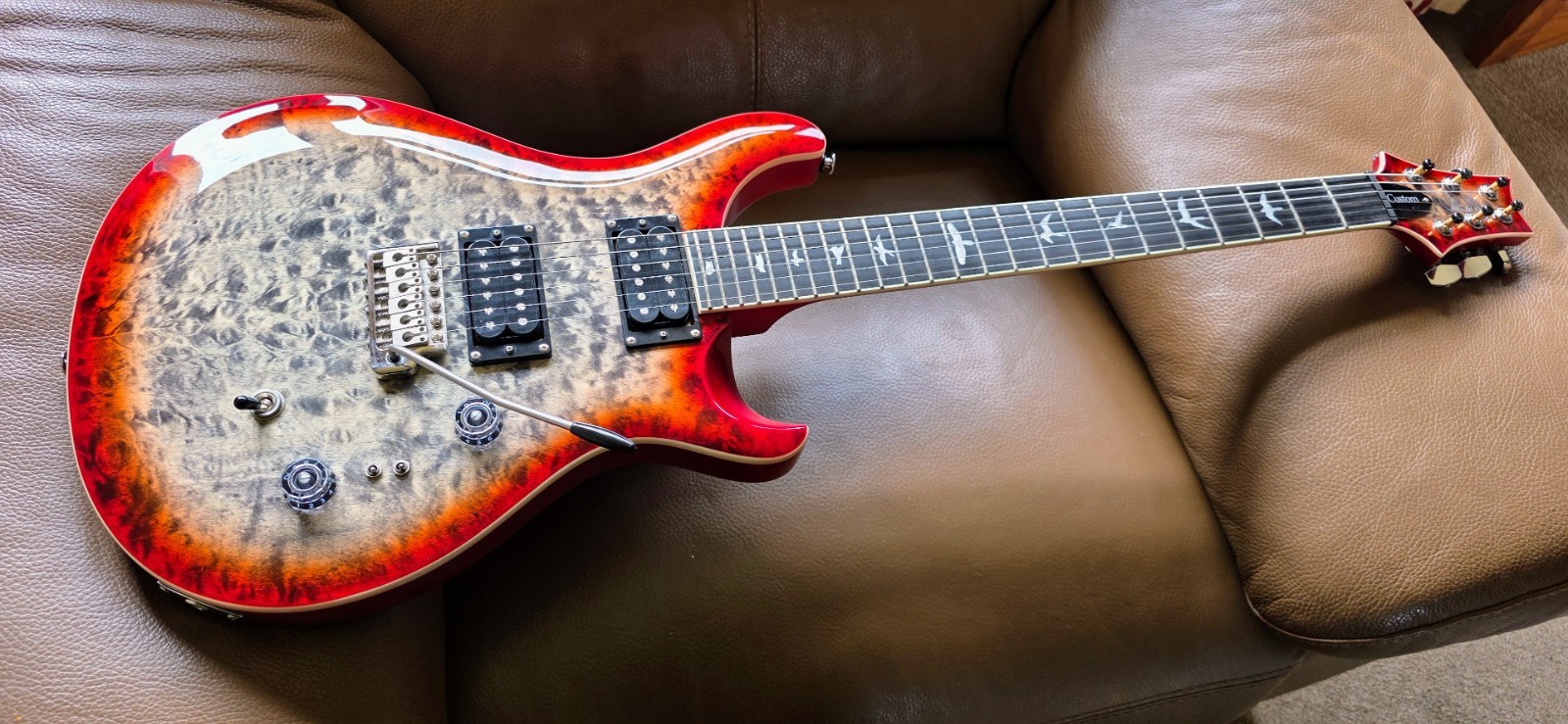PRS SE Custom 24-08 Quilt Electric Guitar in Charcoal Cherry Burst