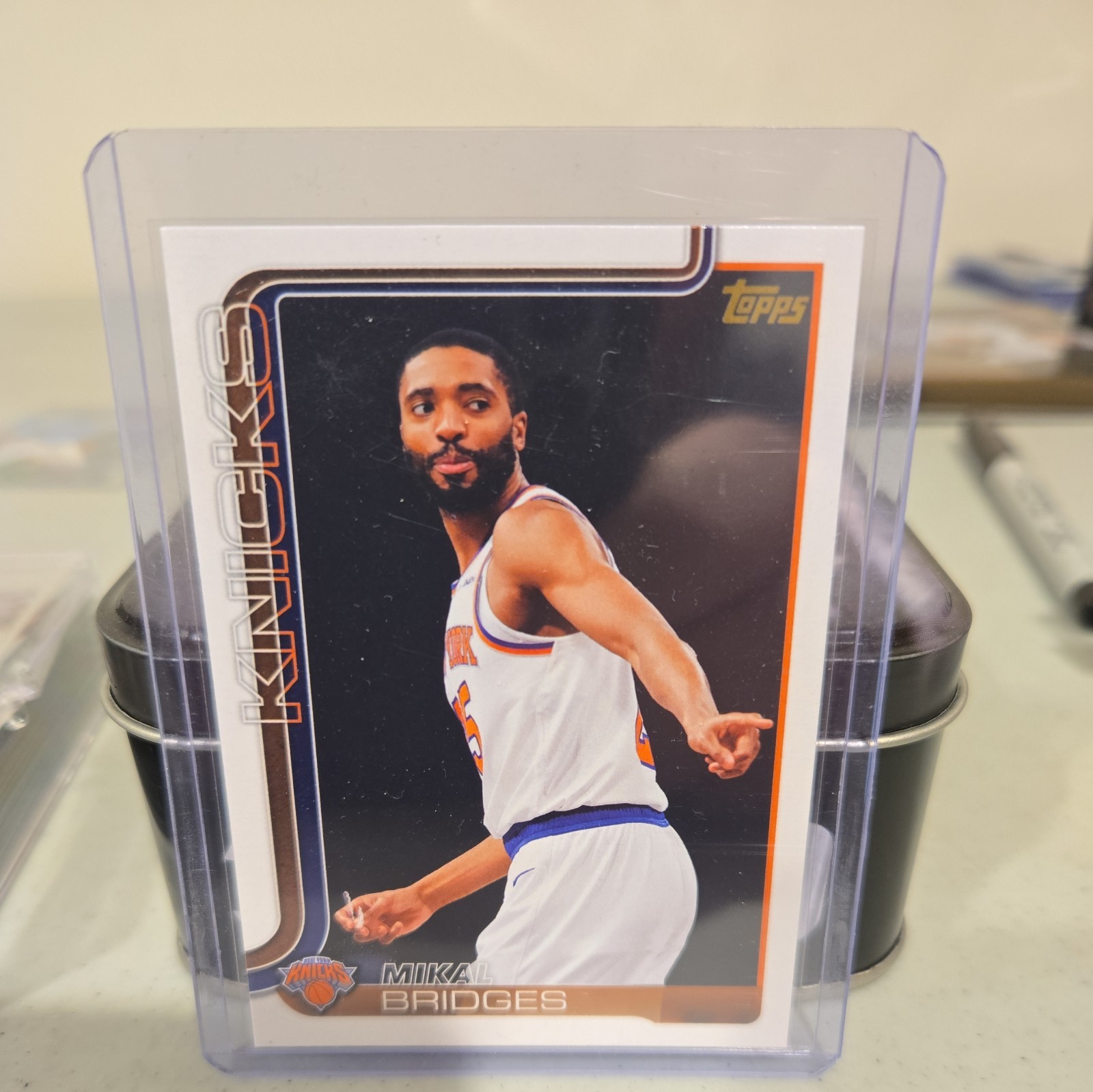 2025 Topps NBA Basketball Mikal Bridges Golden Mirror SSP Card #18 Knicks