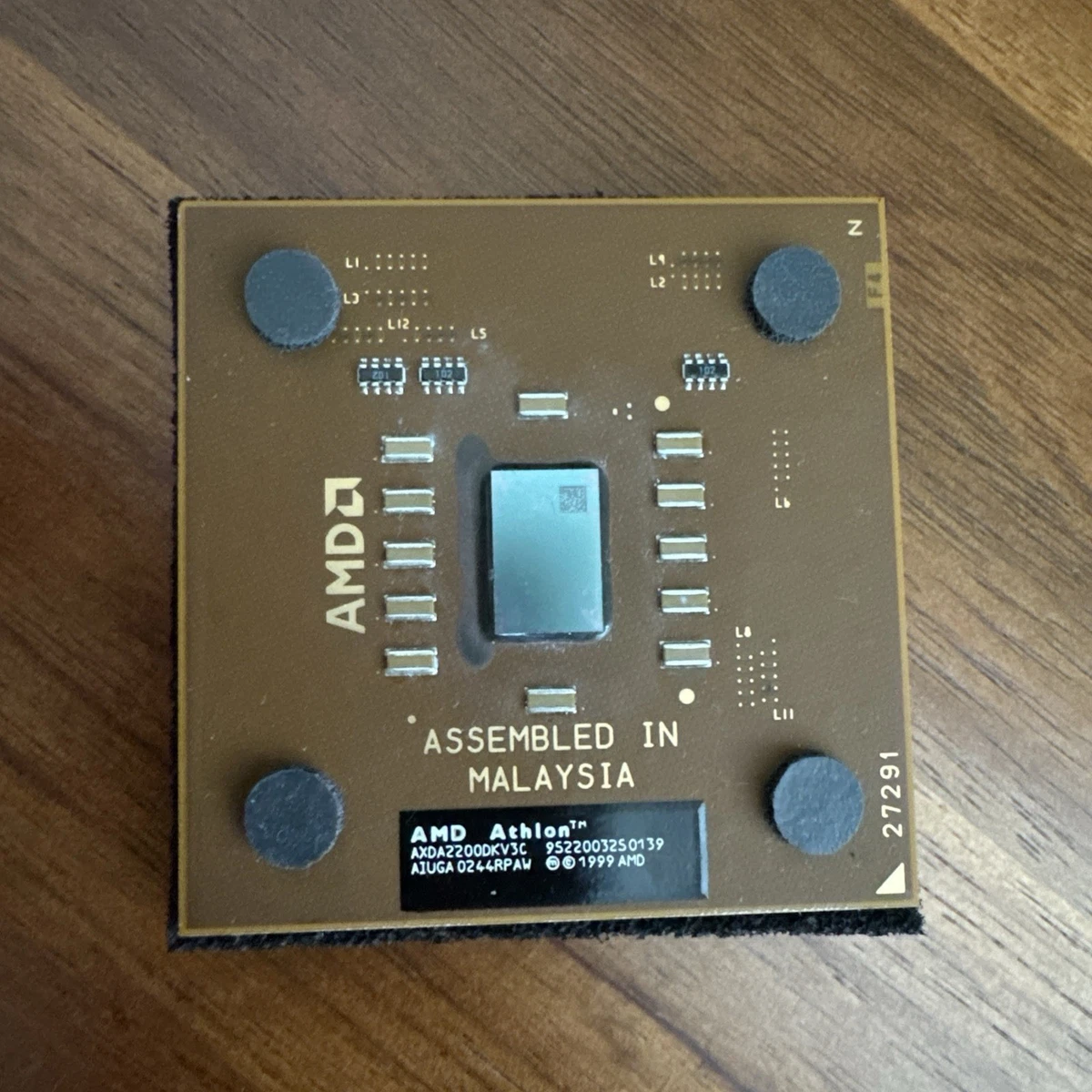 Processeur AMD Athlon XP 1800+ AX1800DMT3C - 1.53GHz Socket A/462 - Occasion