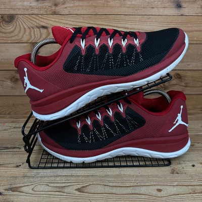 Nike Basketballschuhe Herren Größe UK 9 Jordan Flight Runner 2 Rot Turnschuhe