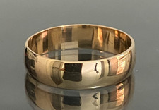 9ct Yellow Gold Plain Wedding Band Ring Size P (US 7.75)