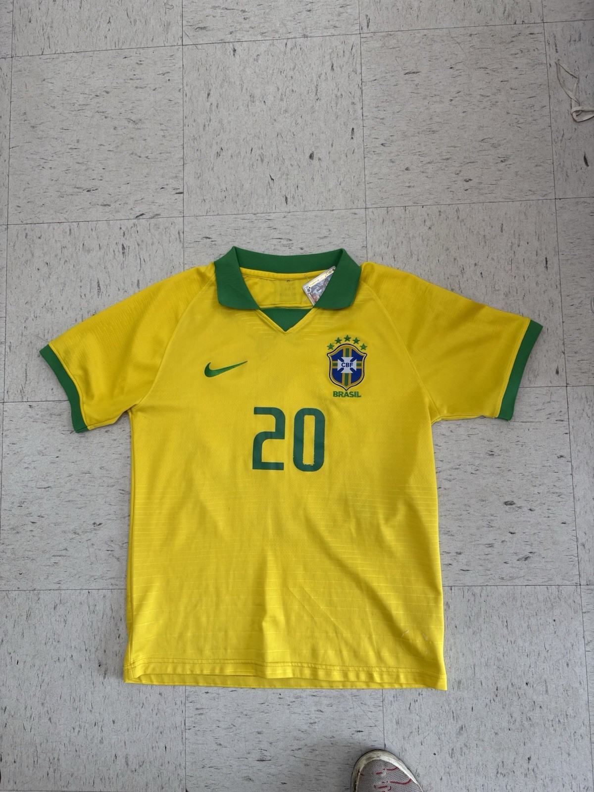 2019 Brazil Home Football Soccer Jersey Size M