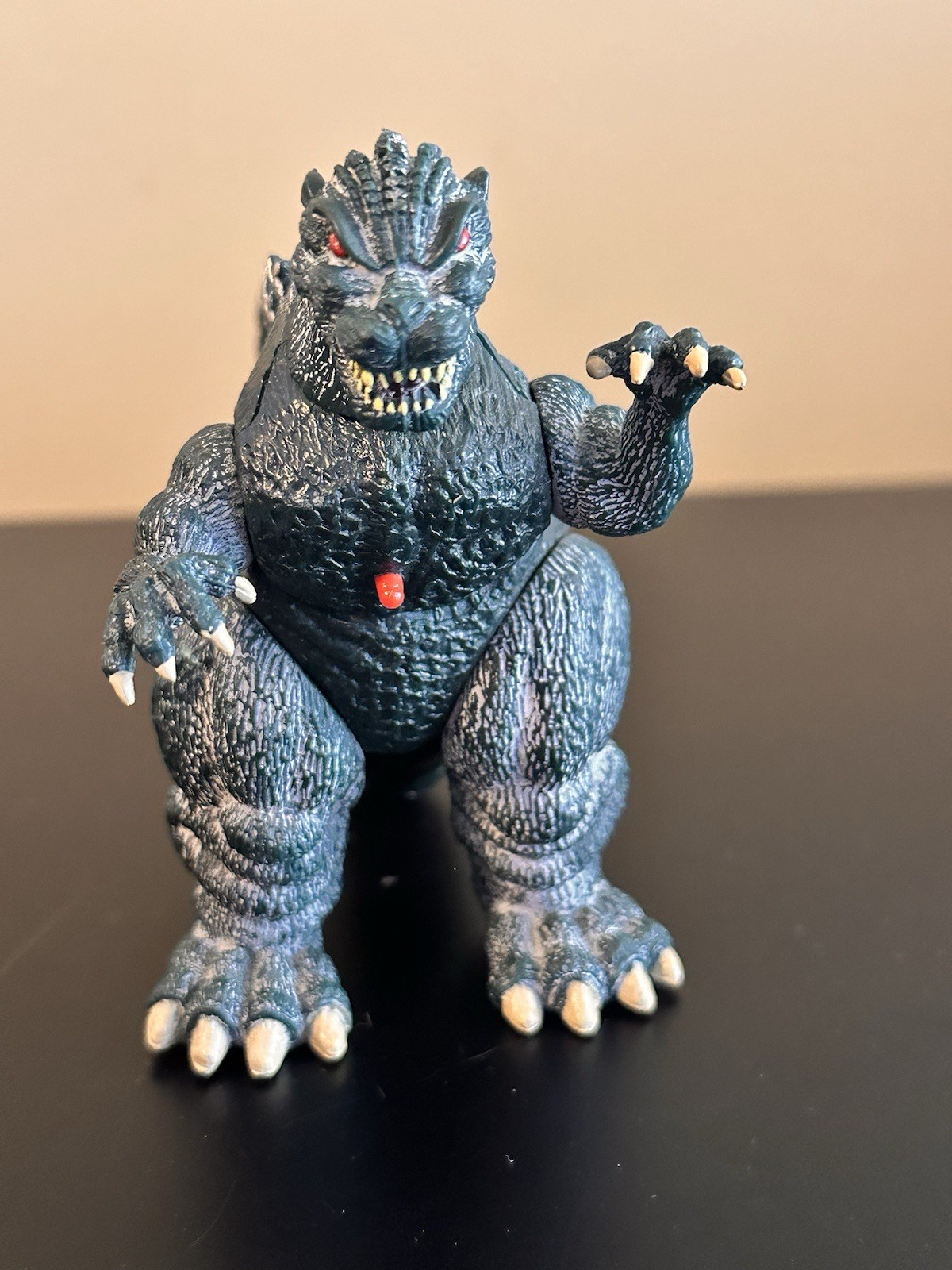 Vintage 1994 TOHO Trendmasters Godzilla 4” Action Figure Toy w ROAR WORKS! 4"