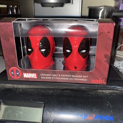 Zak Marvel Deadpool Salt  Pepper Shakers Ceramic Marvel Licensed Collectable