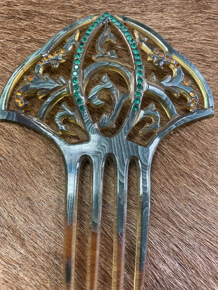 Винтажные расчески для волос из бакелита и целлиуда 1900-е - Изображение 3 из 4