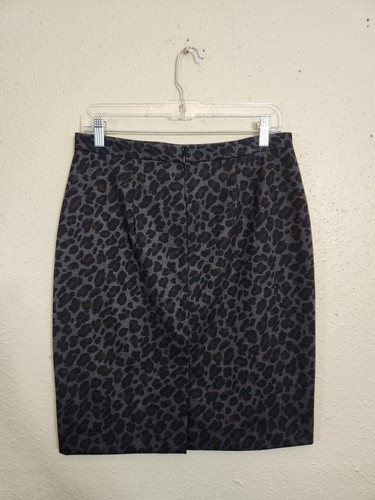 Ann Taylor Women's Black Gray Leopard Stretch Mini Pencil Skirt 6 Petite NWT - Picture 2 of 7