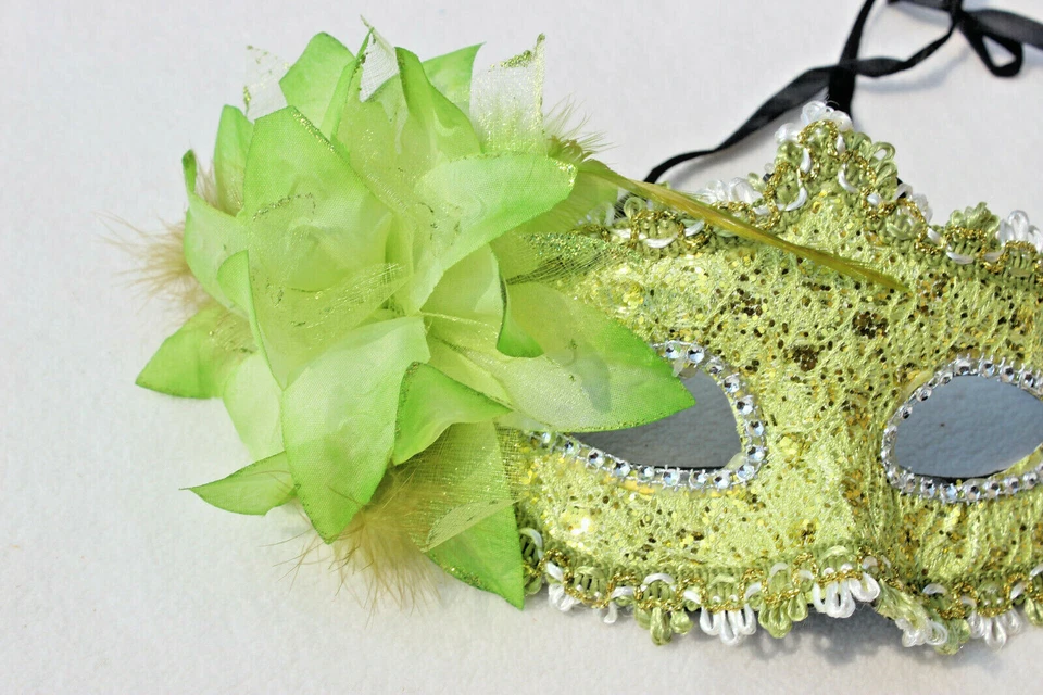 LIME GREEN SPARKLE RHINESTONE FLORAL FEATHER MASQUERADE MASK BALL PARTY - Image 2 of 3