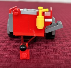 Lego City Fire Off-Road Fire Rescue (7942) with minifigure ~ 99% Complete