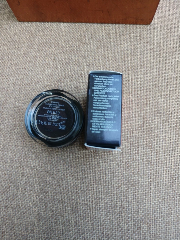 Color de ojos crema brillante Shiseido BR 623 - TAMAÑO COMPLETO - 0,21 oz. Nuevo en caja Foto 4 de 4
