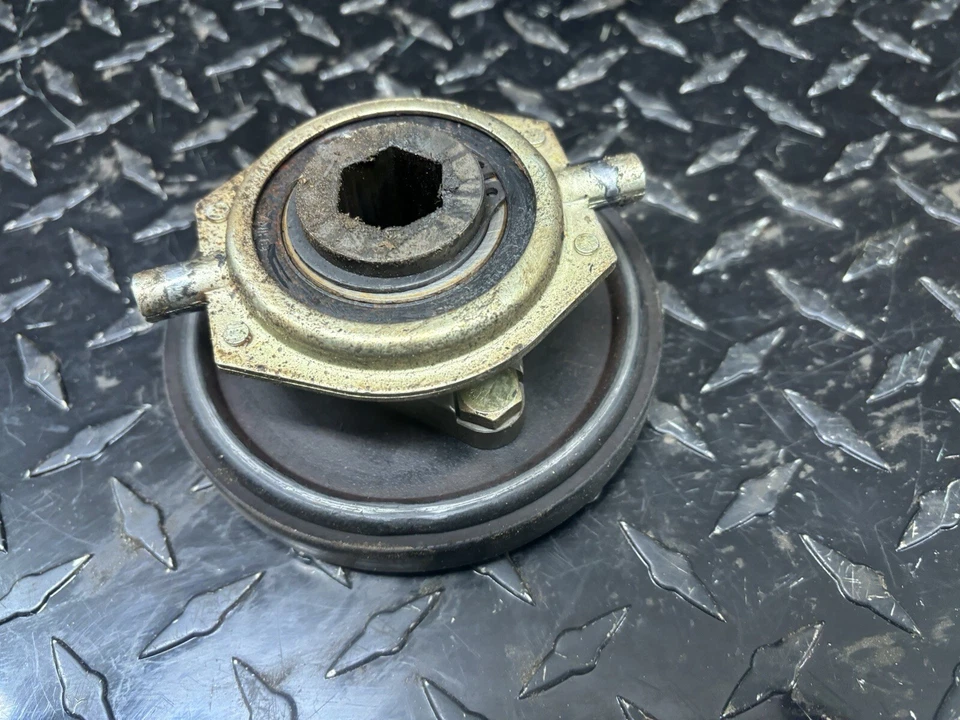 Rueda de fricción para soplador de nieve Poulan P10530ESA 585021001 buje 532178613 [t7] Foto 2 de 4