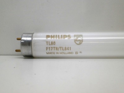 (4-Pack) Philips F17T8/TL841 Fluorescent Tube Lamp Light Bulb 4100K Cool White