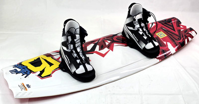 O'Brien System 119 Wakeboard 47'' w/ Airhead Venom L/XL Bindings Boots w Clutch