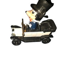 Disney Mickey Mouse Vintage-Style Car Figurin...