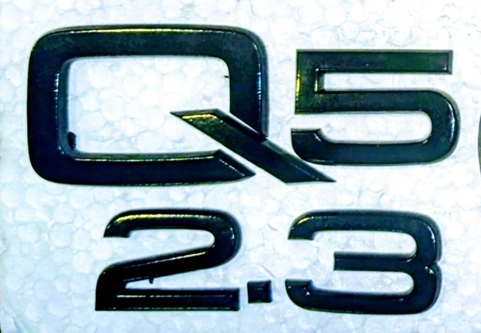 09-17 NEGRO BRILLO AUDI Q5 Q7 Q8 REJILLA DELANTERA Y MALETERO TRASERO EMBLEMA INSIGNIA LETRAS Foto 2 de 4