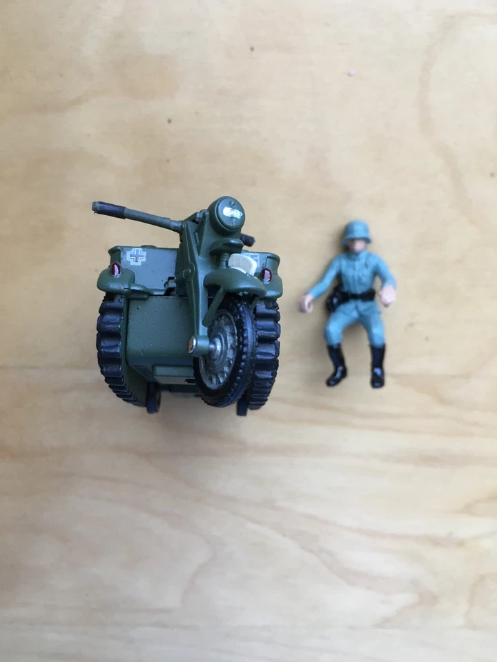 GRAN Bretaña n.º9780 vintage alemán segunda guerra mundial kettenrad con soldados Foto 3 de 4