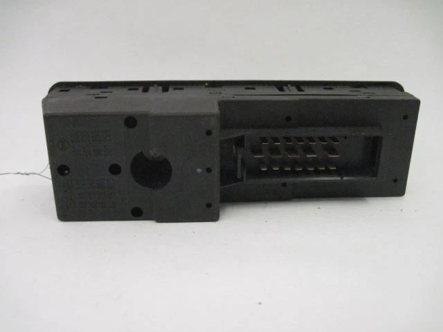 INTERRUPTOR DE VENTANA Saab 900 1995 95 51657 Foto 2 de 4