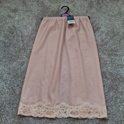 Bonmarche UK Womens size 28 19in Plus Size Nude Half Slip Lace Petticoat Skirt