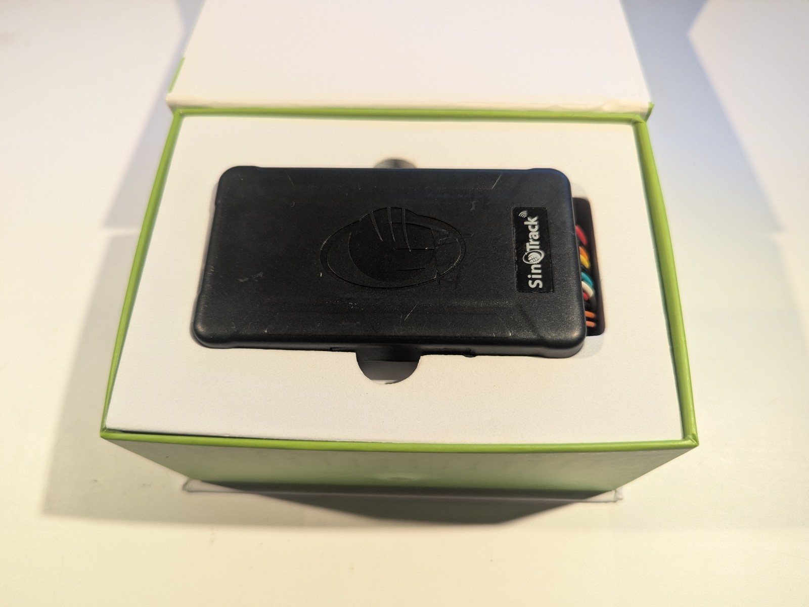 SinoTrack Car GPS Tracker, ST-906W 3G GPS Tracker Locator Real-Time Location 