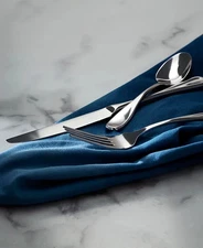 Oneida Voss Steinless Flatware, Knives, Forks, Spoons, Serving Pieces
