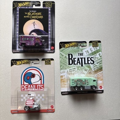 Hot Wheels Konvolut 3 Stück Pop Culture Beatles, Peanuts, before Christmas OVP