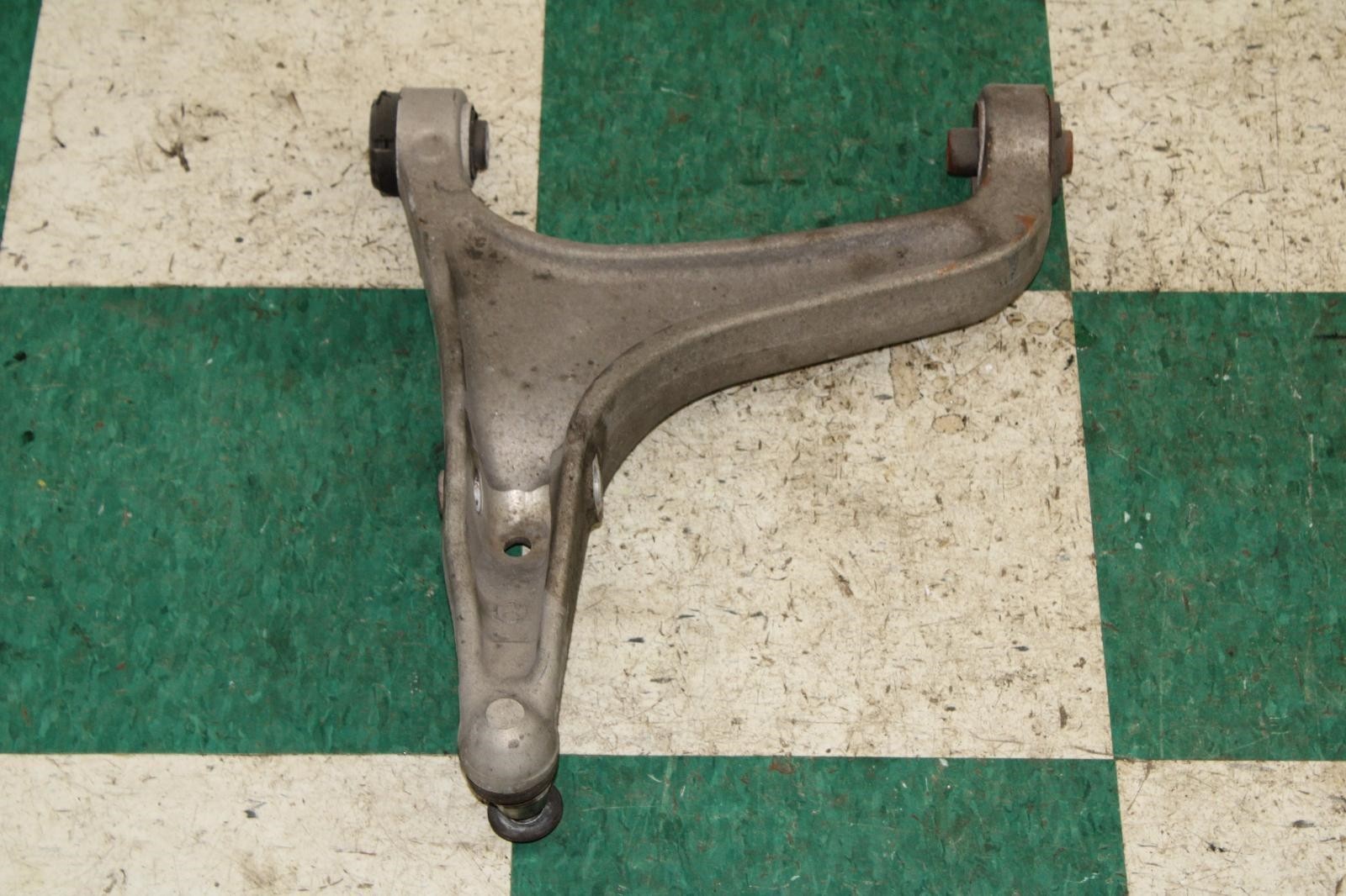 Maserati Ghibli 2014-2017 Front Right Lower Control arm