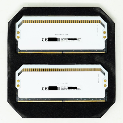 Corsair Dominator Platinum 64GB (2x32GB) DDR5 5200 CL40 XMP 3.0