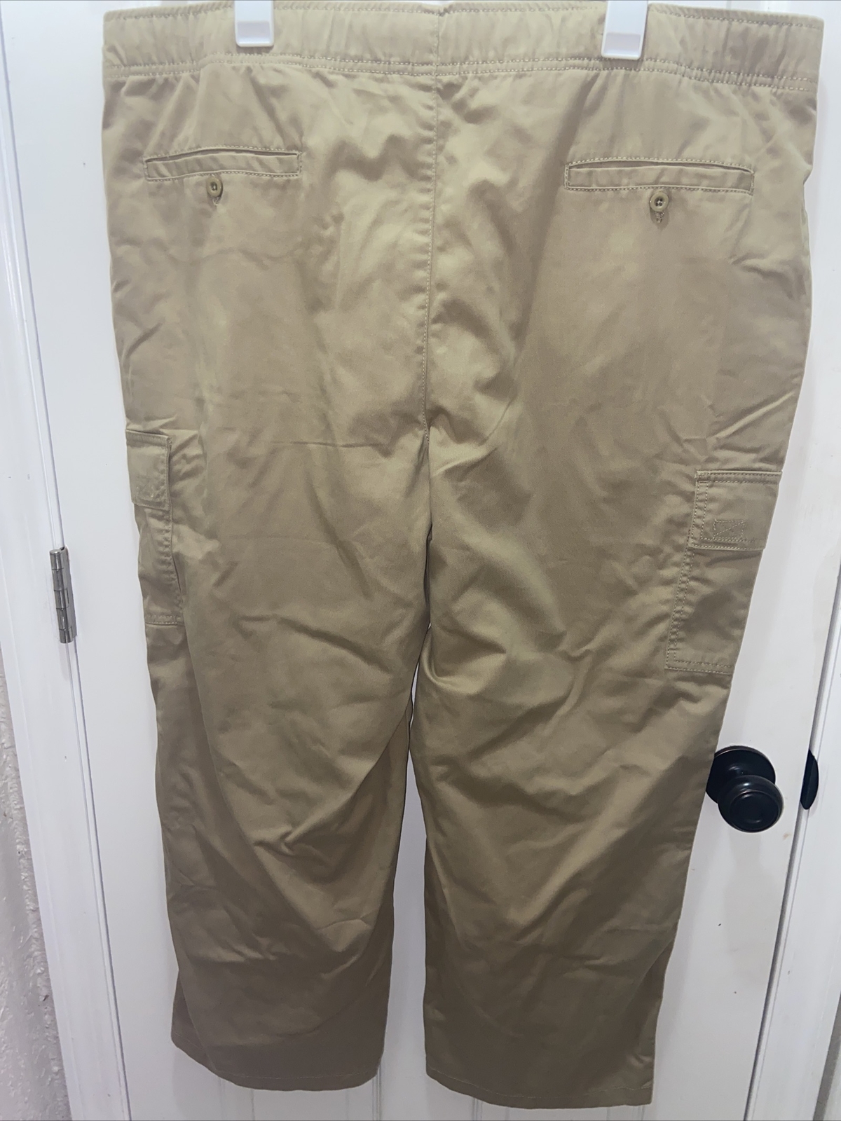 Scandia Woods Men&rsquo;s Pants Size 42/S Cargo Khakis, Replacement Buttons Included