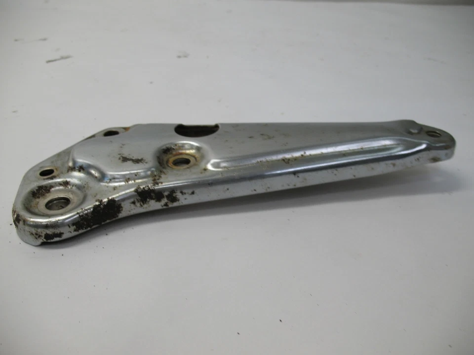 Suzuki GS300 GS 300 L 1982 reposapiés derecho soporte clavija 43810-44102 Foto 2 de 4