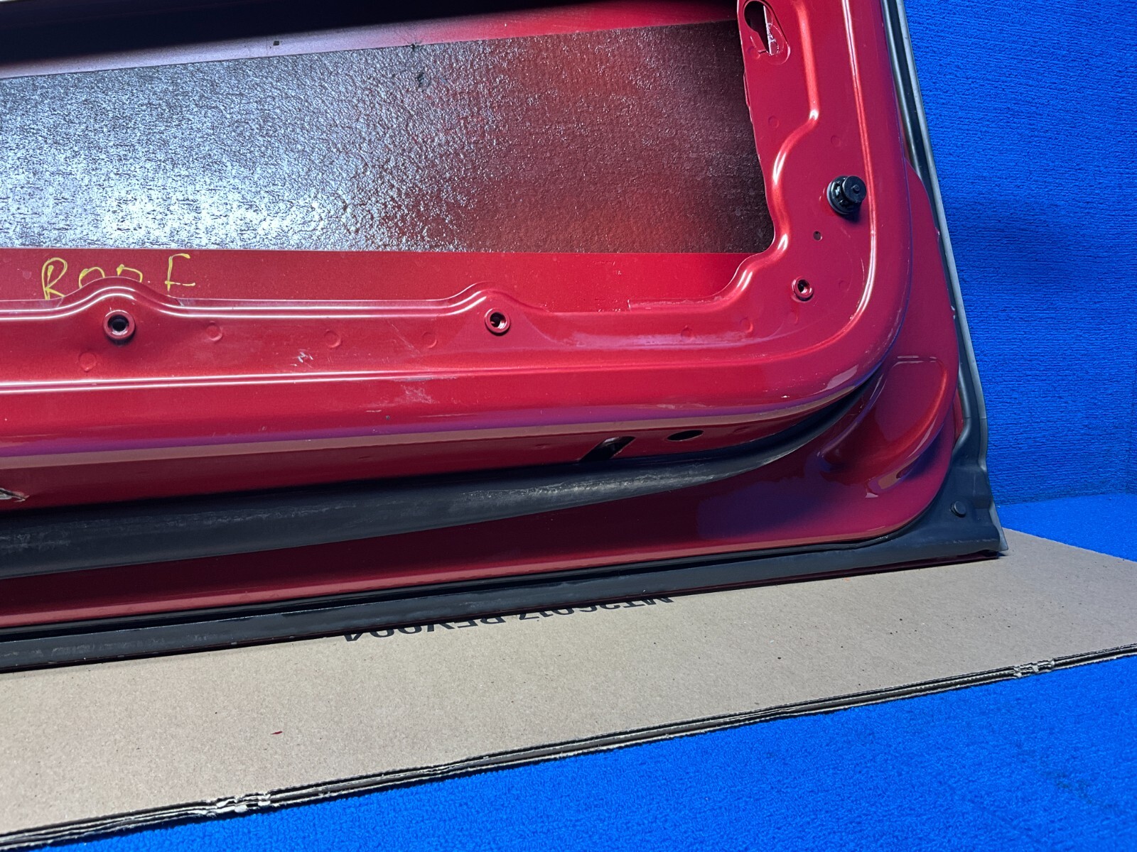 2003 - 2009 BENTLEY CONTINENTAL GTC FRONT LEFT DRIVER SIDE DOOR SHELL RED OEM