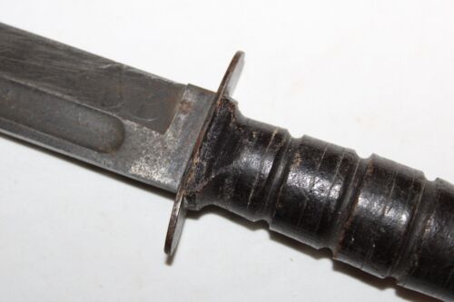 Vintage Vietnam War Era US Camillus Fighting Knife - Picture 14 of 17