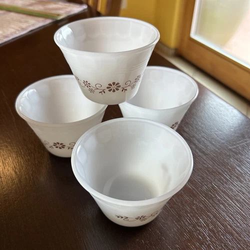 Set of 4 Vtg 60s Dynaware Pyr-O-Rey Glass 3" Custard/ramekin Brown Daisy Pattern