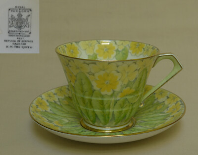 Paragon ''Primrose'' (G1771) Dekorative Form Tasse & Untertasse