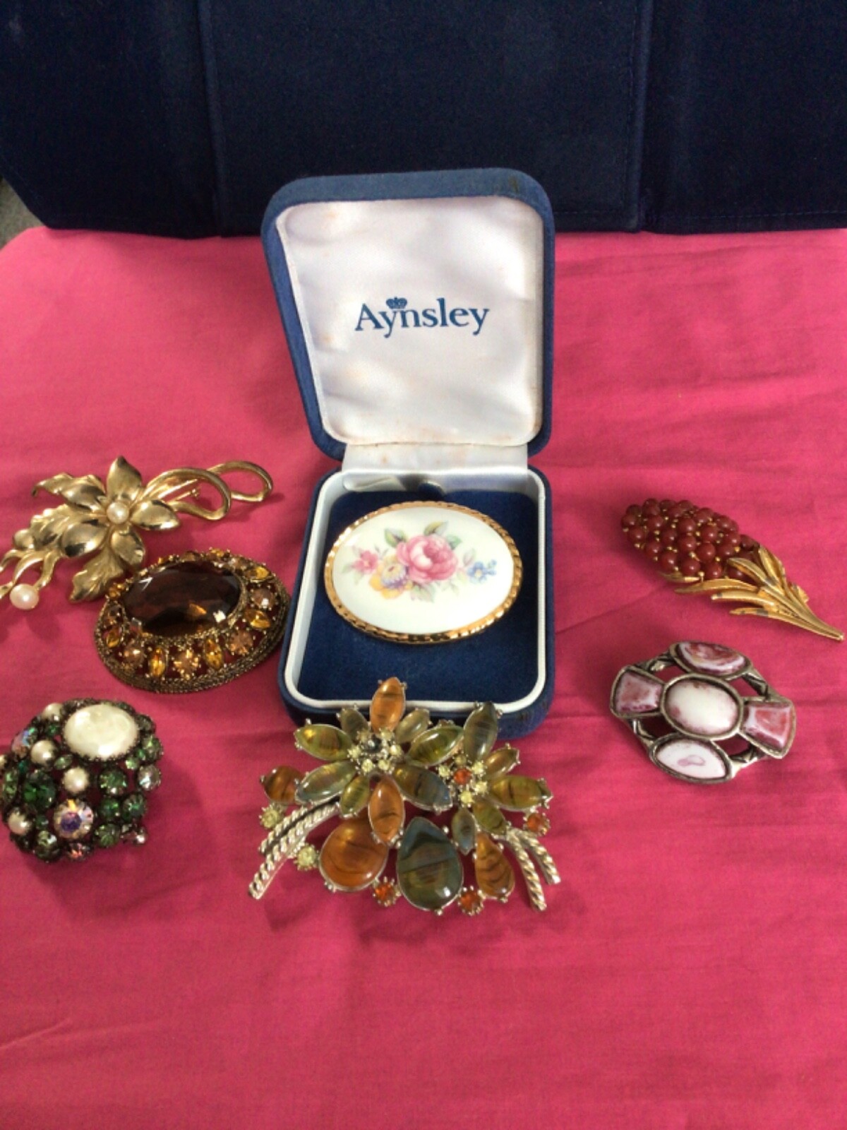 Joblot Of VINTAGE Brooches eBay