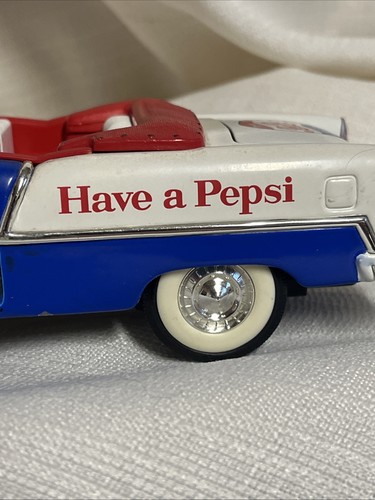 Vintage Liberty Classics Santa's 1955 Chevy Convertible Die-Cast Bank Pepsi 1/25 - Picture 14 of 19