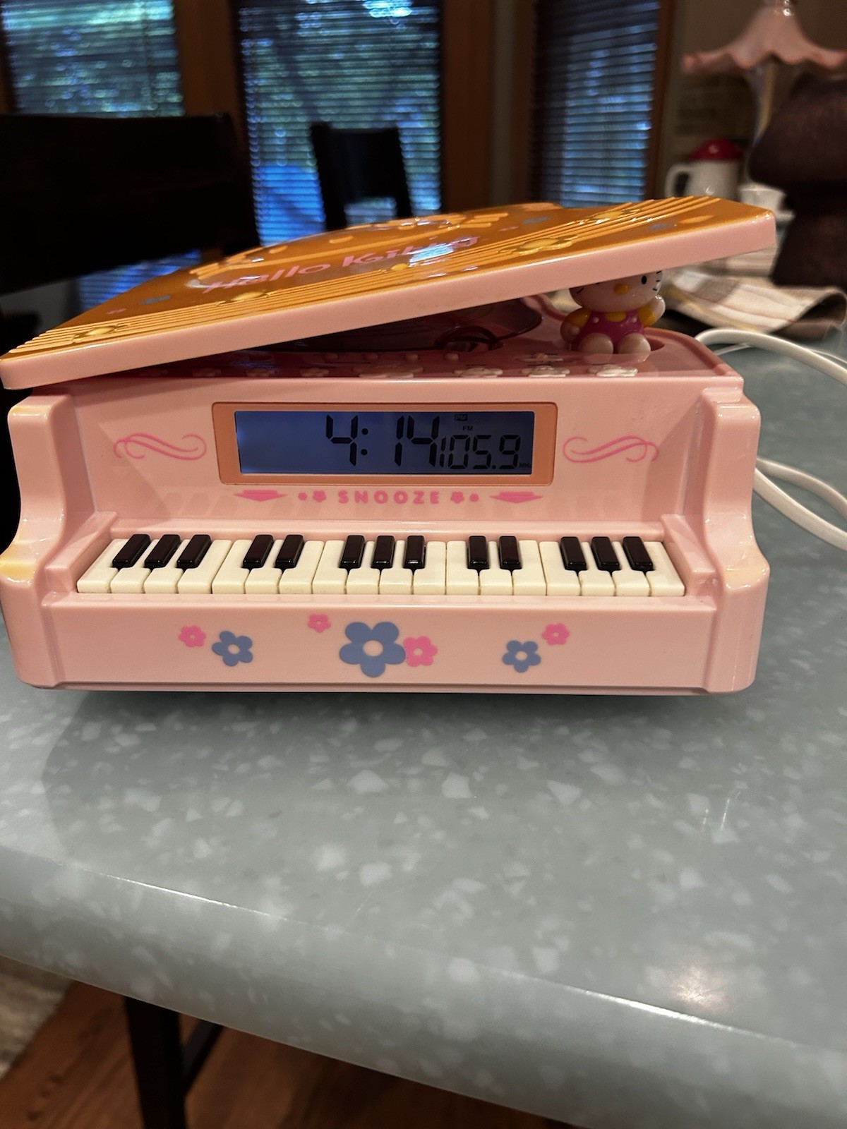 Hello Kitty Grand Piano Stereo Digital Clock Radio 2005 *KT 2057 *CD Does Not Work photo Hello Kitty Grand Piano Stereo Digital Clock Radio 2005 *KT 2057 *CD Does Not Work featured image