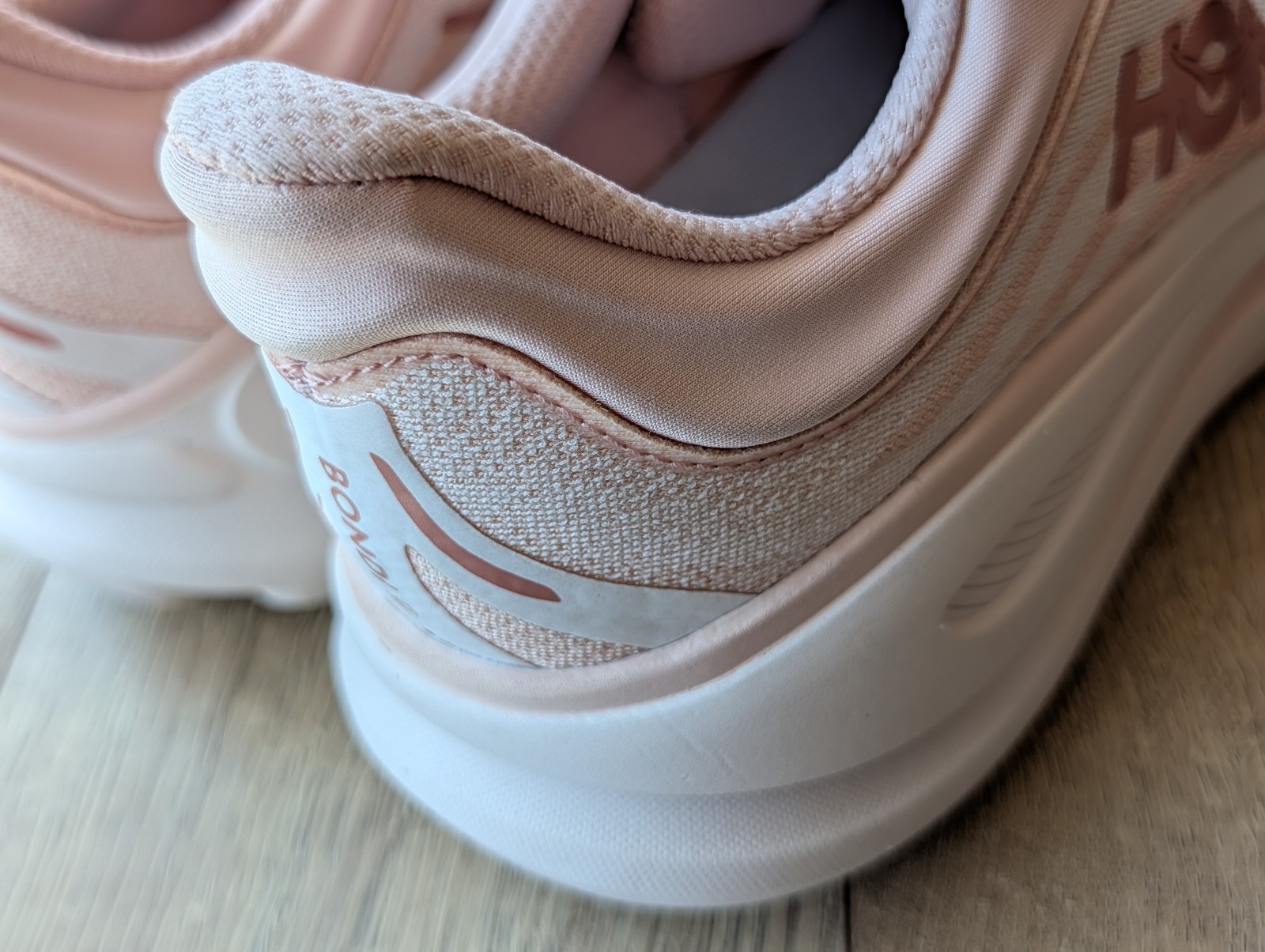 Women's 2025 HOKA Bondi 9 Rose Latte/Rose Cream Cushioned Running Shoes US 9 thumbnail 12