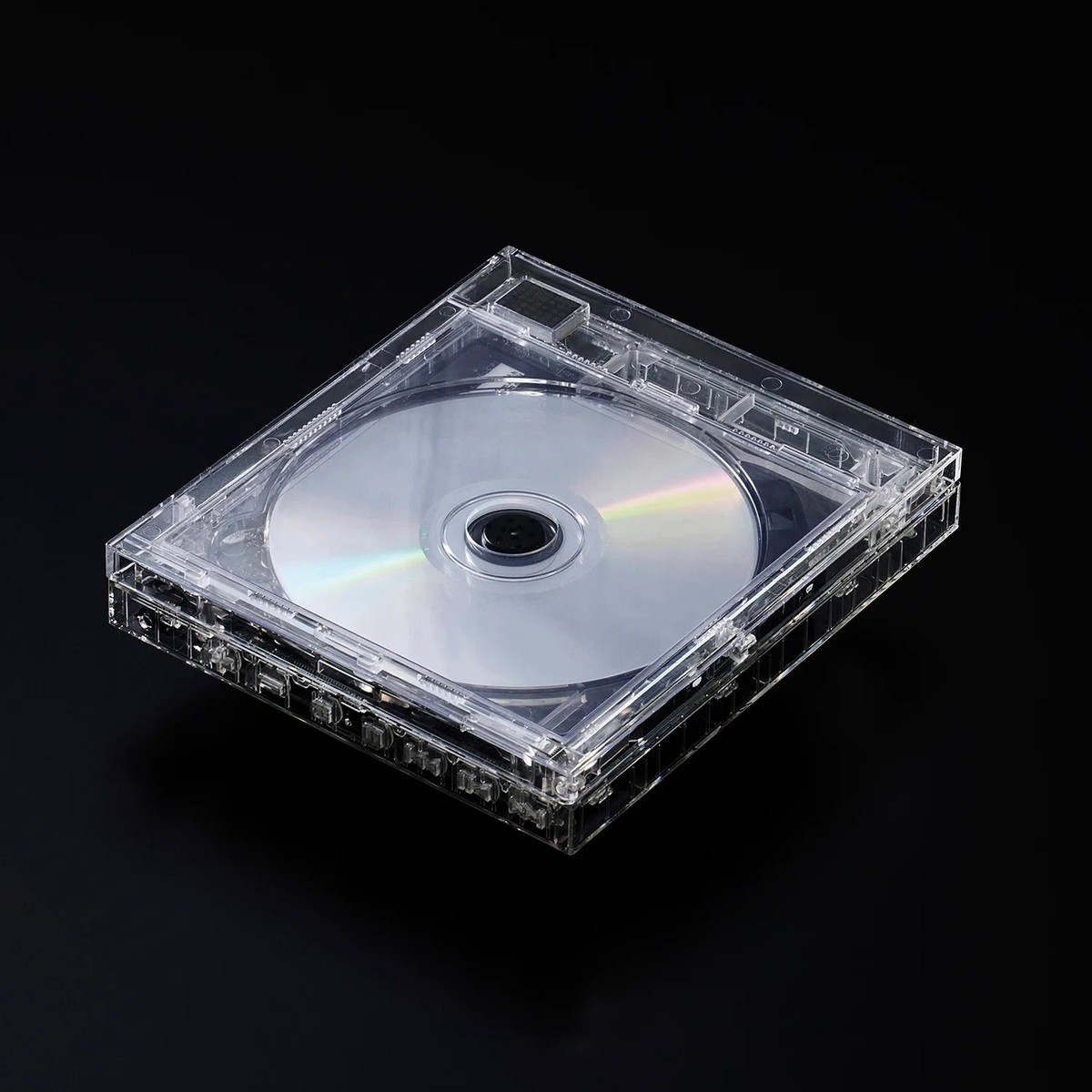 KM5 Instant Disk Audio CP1 Clear CD Player Bluetooth BEAMS 2025