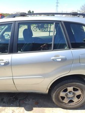 Porte arrière et accessoires Toyota RAV4 II