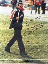 MIKE DITKA AUTOGRAPHED SIGNED FLIPPING THE BIRD 8X10 CHICAGO BEARS HALL OF FAME