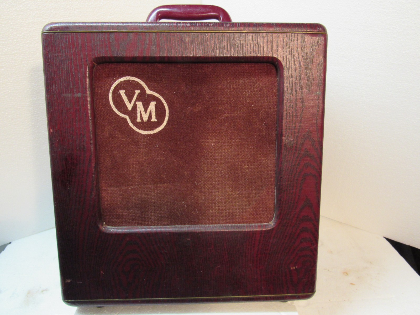 Silvertone organ amp in VOM cab -- vibrochamp clone