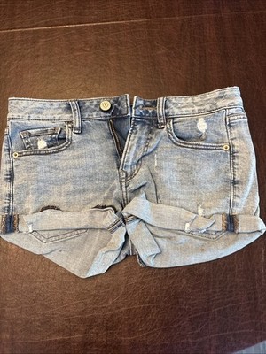 Express Original Shortie Denim Relaxed Low Rise Distressed Cuffed Shorts Sz 00