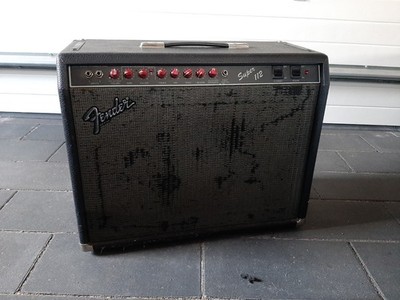 Fender Super 112 Red Knob Inkl. Case