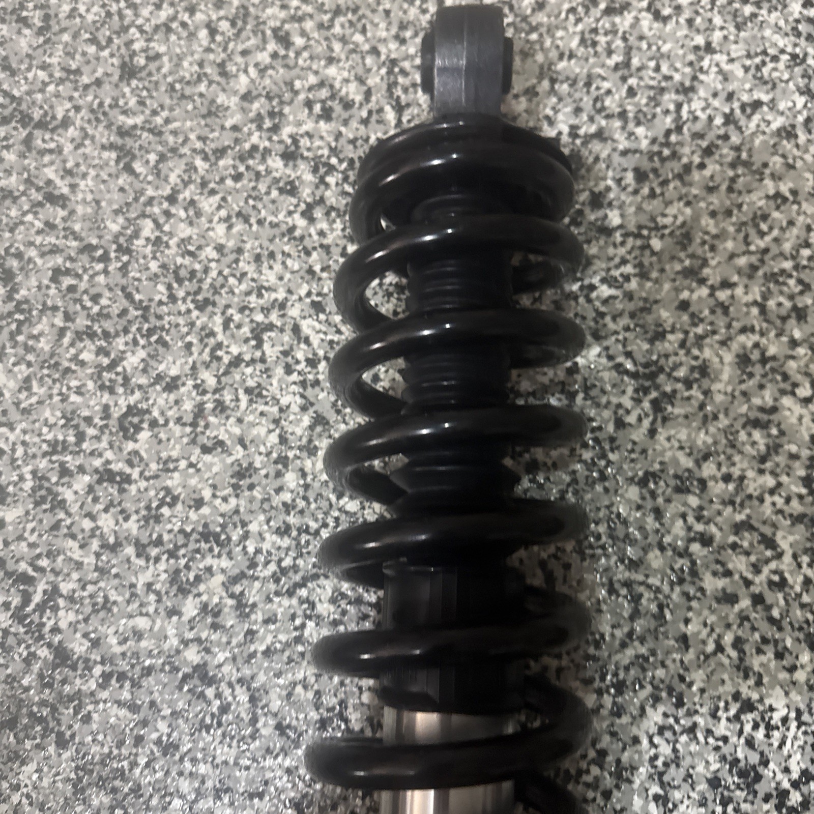 New Front Left Suspension Shock Spring Strut Assembly For 2015-2017 McLaren 650S