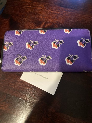 Portafoglio Coach Slim Fisarmonica Zip Intorno con Stampa Rombo Rosa. - Foto 4 di 11
